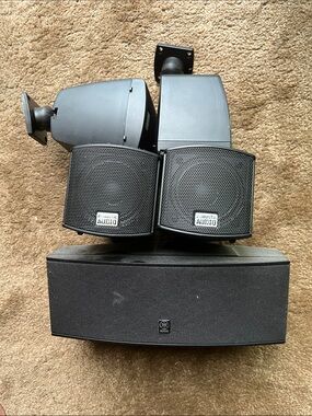 Yamaha Black Mini Surround Speakers with Center Channel
